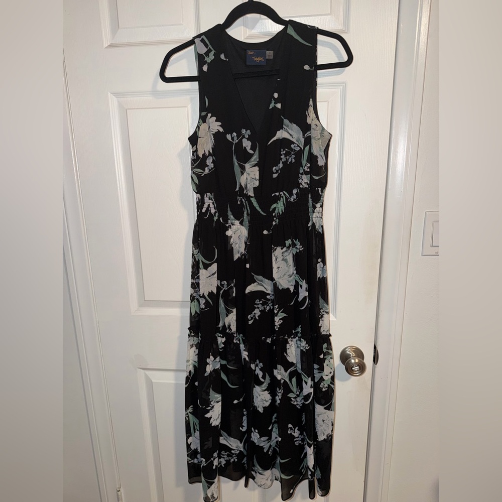 Just...Taylor Black and White Floral Maxi Dress